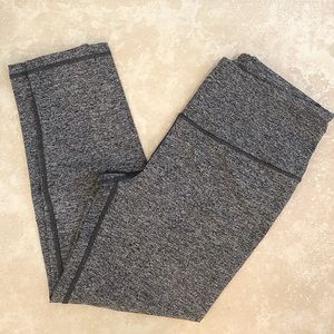 VICTORIA’s SECRET SPORT 3/4 leggings